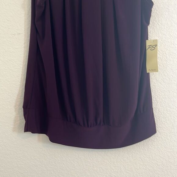 NWT Sleeveless Pleated Blouse - Picture 3 of 5